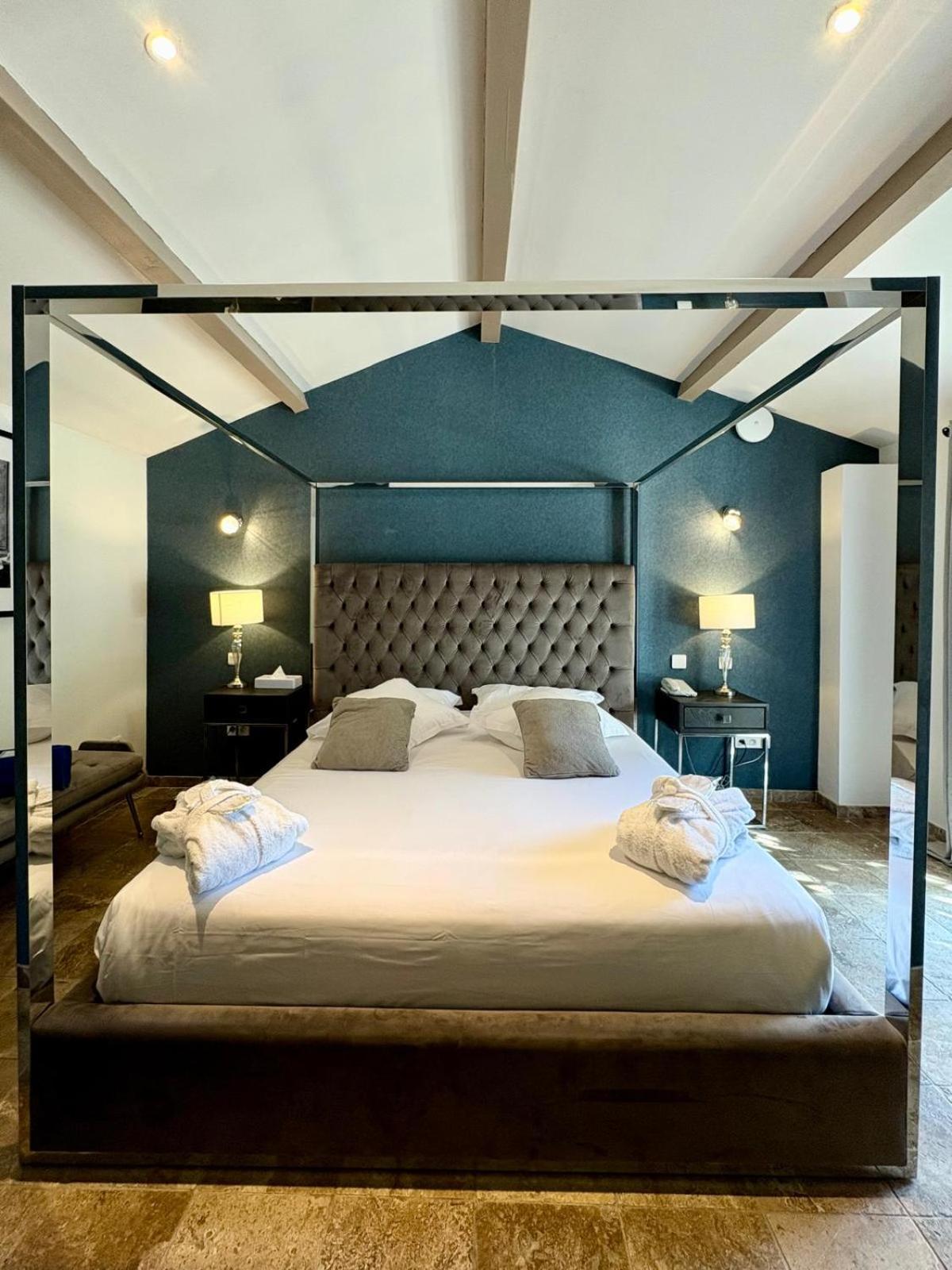 La Dune, & Nuxe Hotel 4*